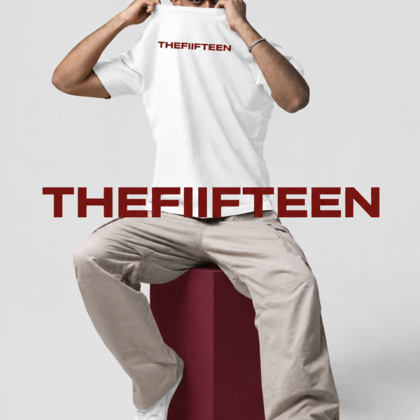 THEFIFTEEN Minimal Oversized White T-Shirt